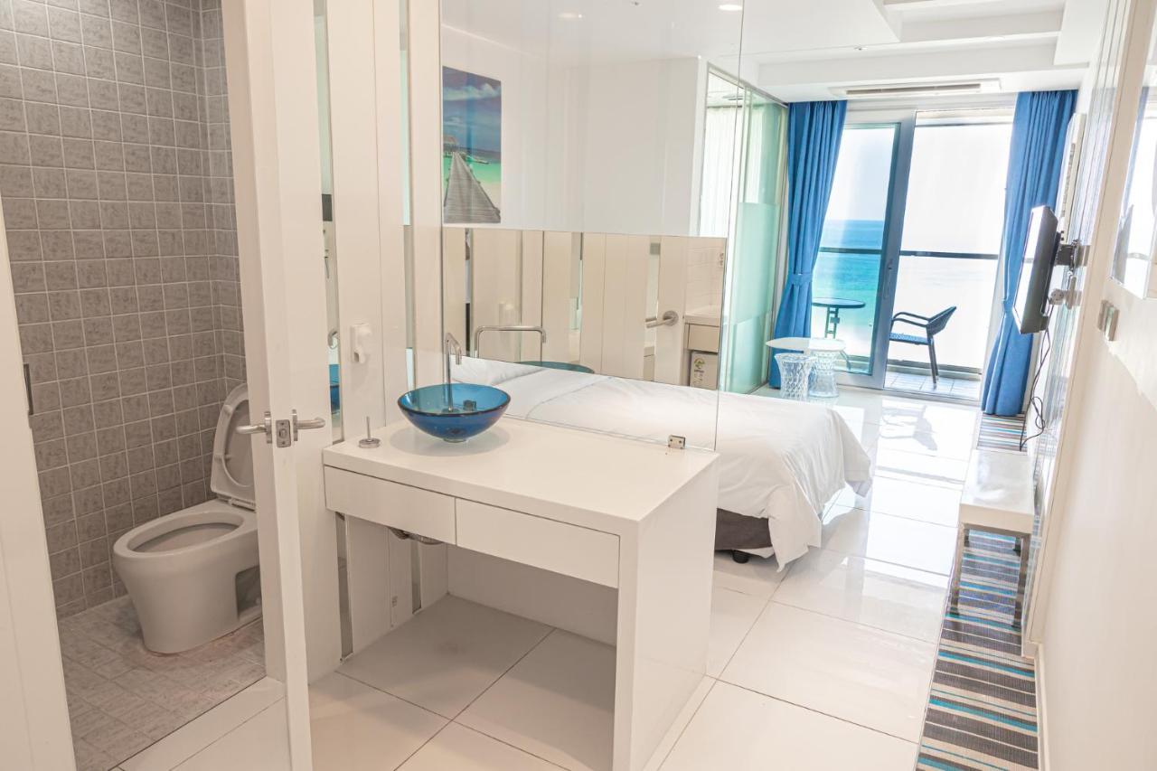 Hamdeok Beach Stay Jeju Exterior photo