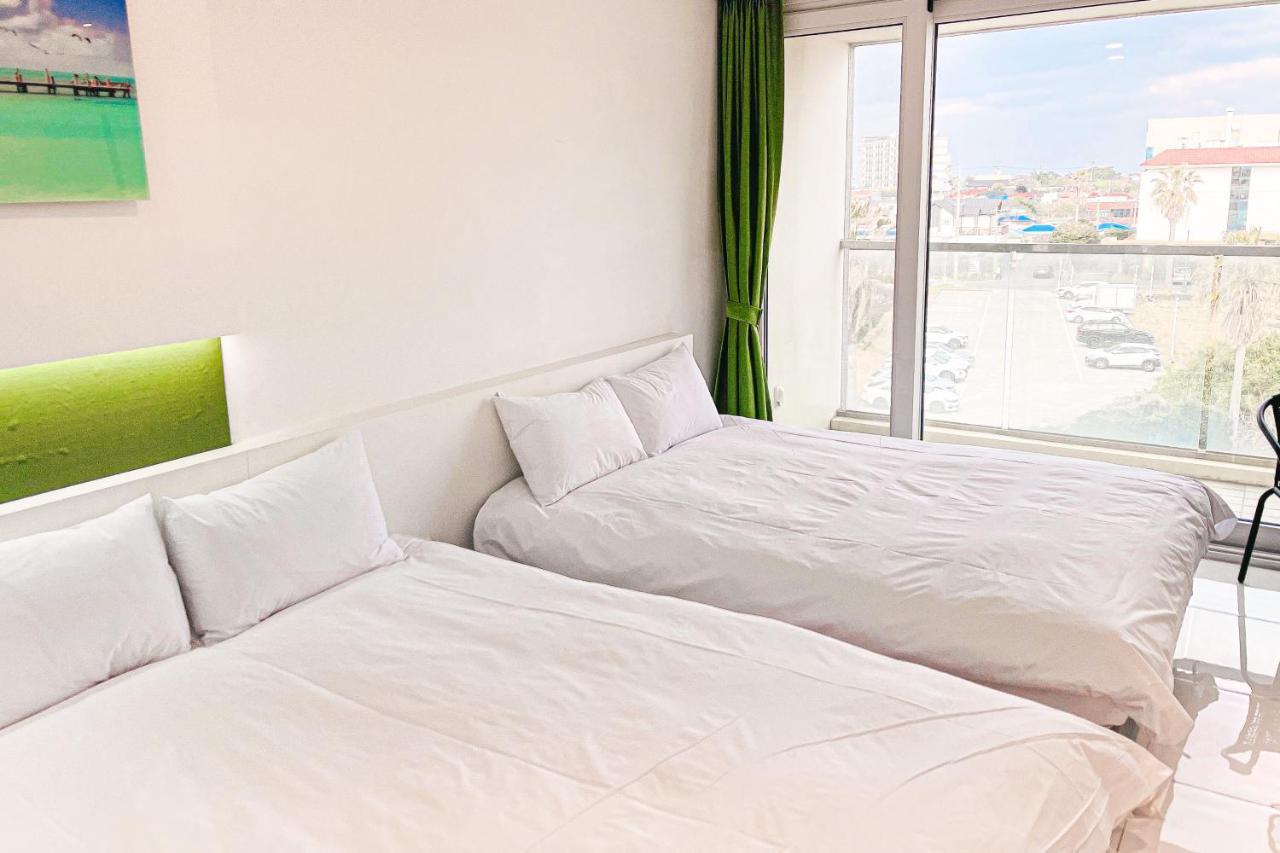 Hamdeok Beach Stay Jeju Exterior photo