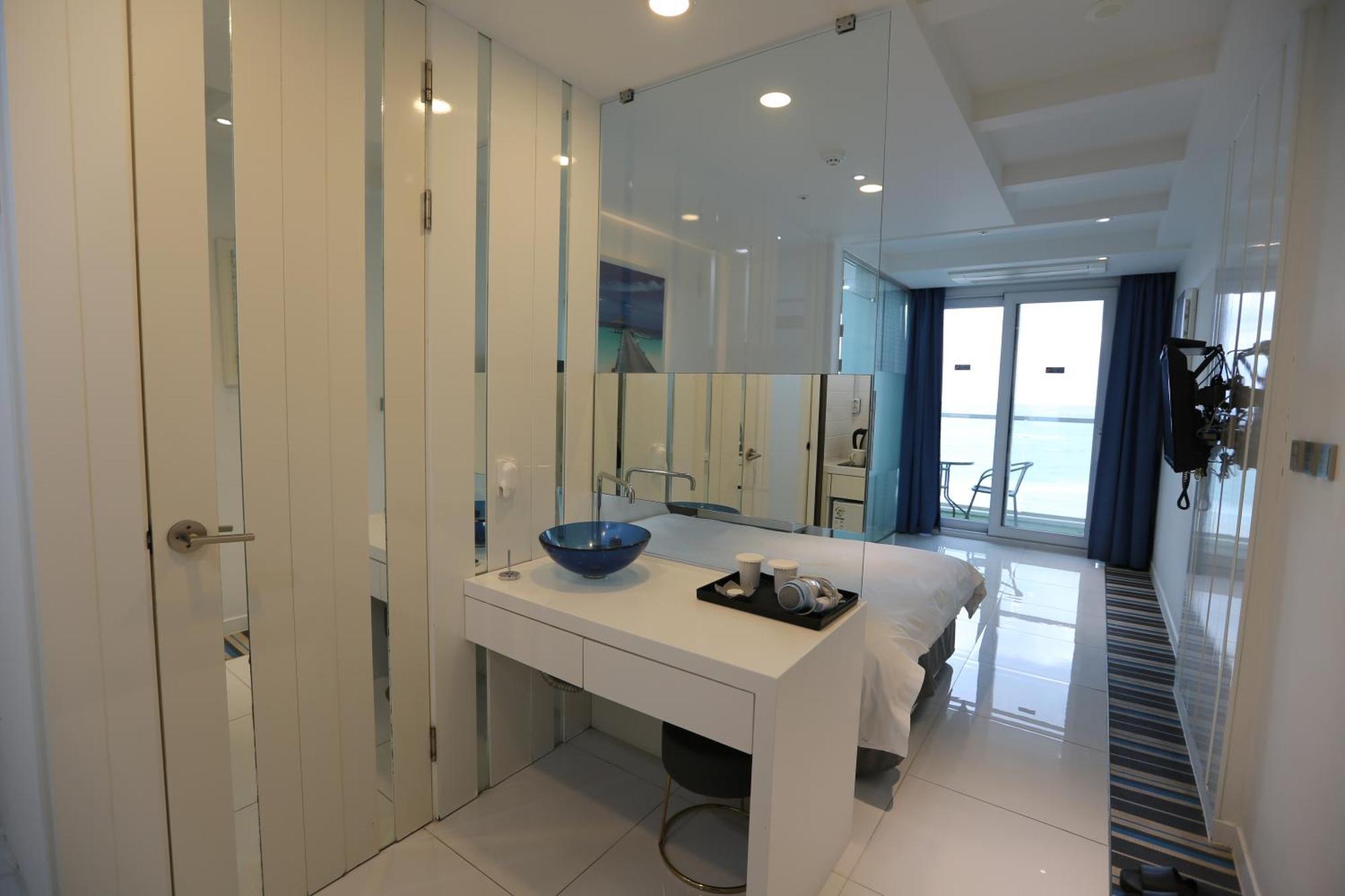Hamdeok Beach Stay Jeju Exterior photo