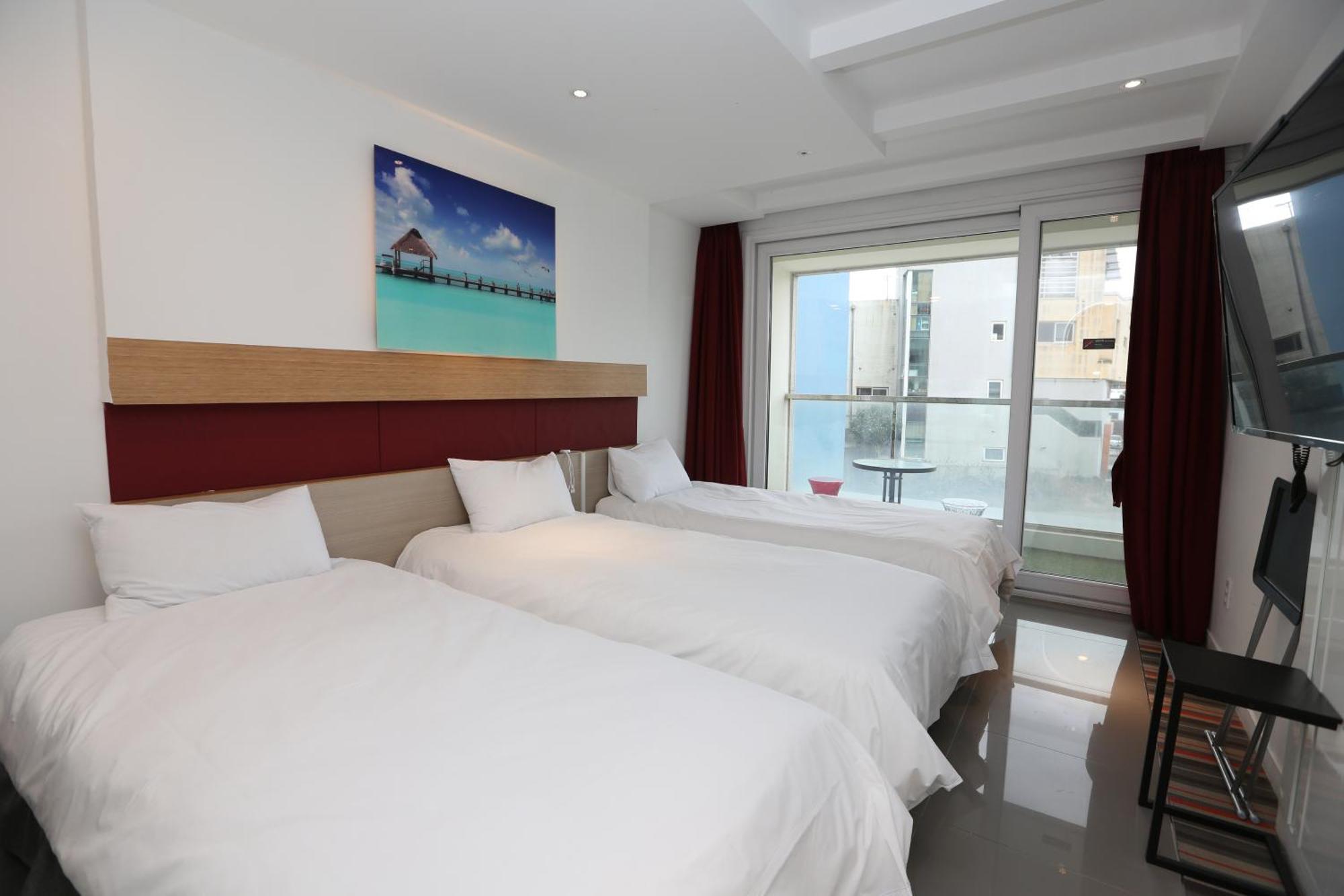 Hamdeok Beach Stay Jeju Exterior photo